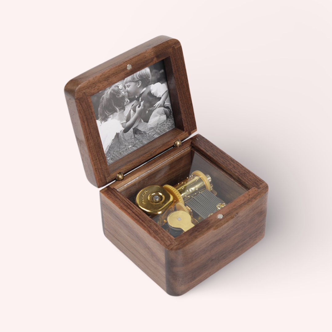 Personalised Music Box | Personalised Gift For Girl | Anniversary Gift | small Size | Walnut | GIFT SPRING